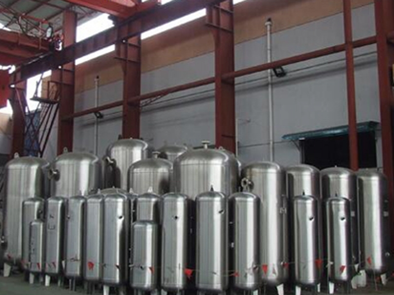 不銹鋼儲(chǔ)氣罐